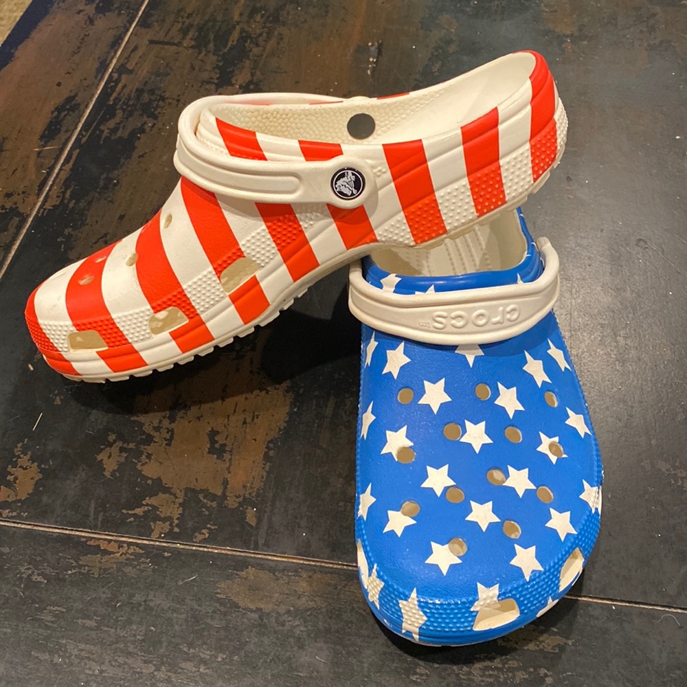 Red white and blue Crocs. American Flag pattern. Mens size 10/womens size12.